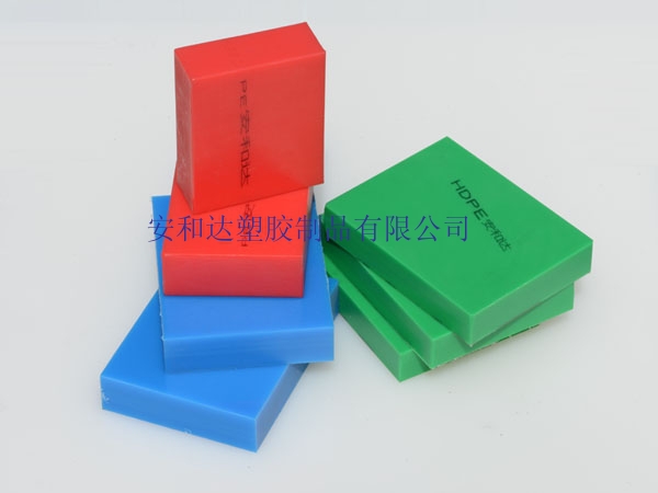 PE板為什么需要做多點(diǎn)錨固？